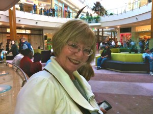 Grannie The Geek Waiting For The IPad 2. Seated! Mall At Millennia